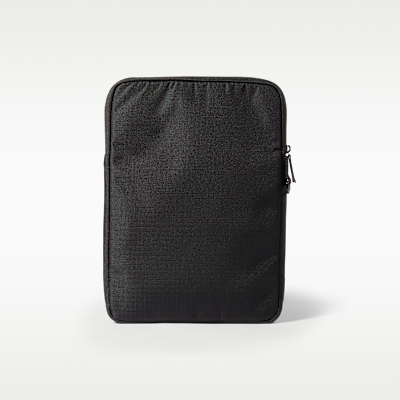 NK+CLUB+LAPTOP+SLEEVE.png